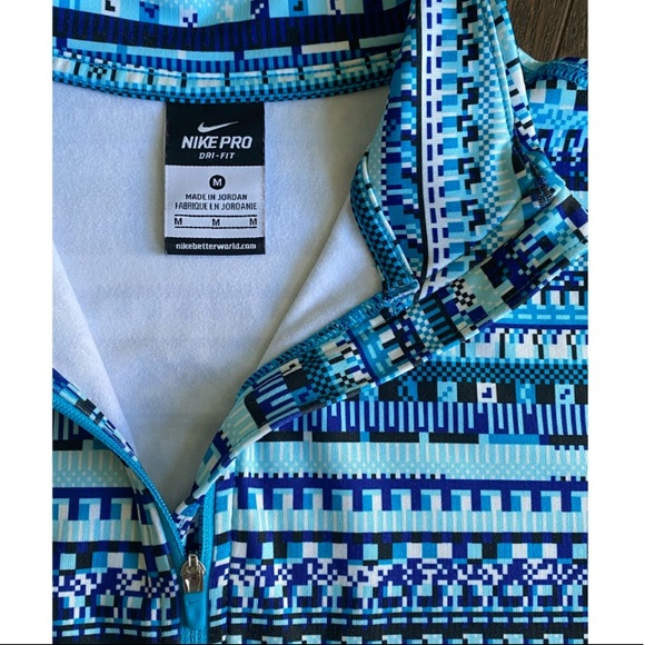 EUC NikePro Warm 8-Bit Pullover - Picture 4 of 11